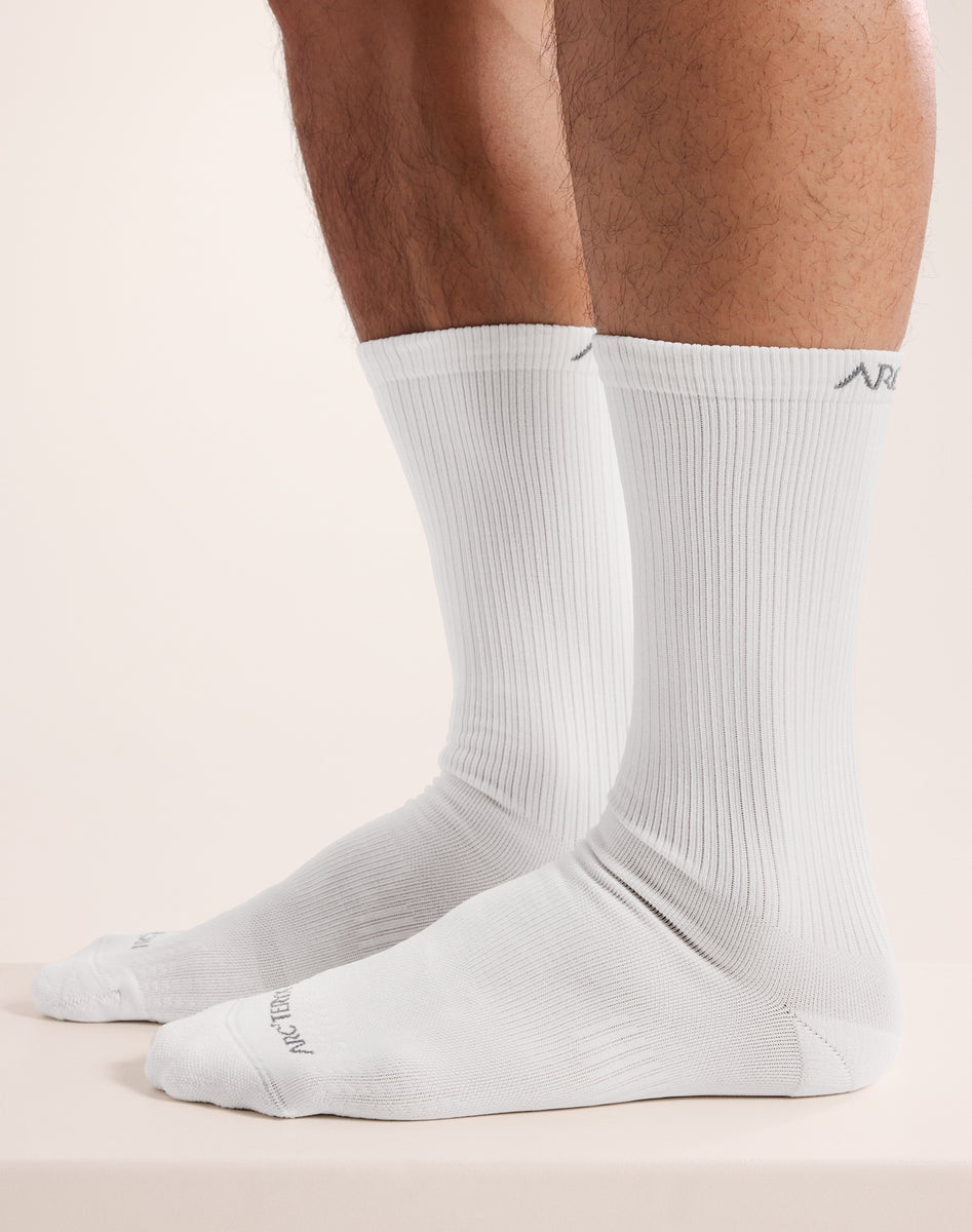 【デイリーに使える】Arc'teryx ソックス シンプル 耐久性 快適 アークテリクスARC'TERYX 男女兼用 ソックス 3足セット｜Yahoo