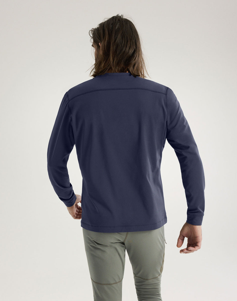 ロー LT クルーネック メンズ – アークテリクス公式オンラインストア