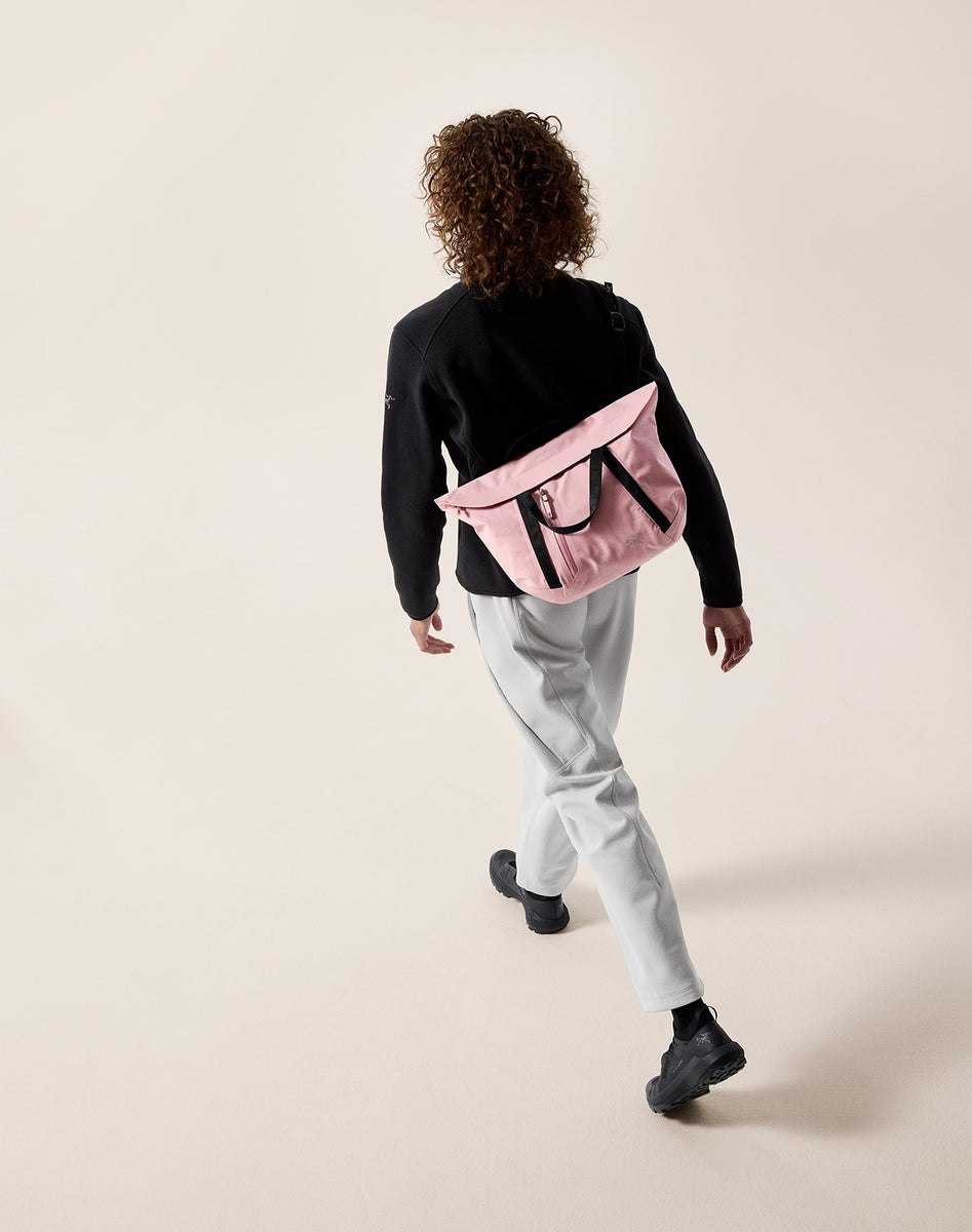 レア完売！未開封新品！アークテリクス　グランヴィルショルダーバッグ　入手困難！ ARC'TERYX 新品 アークテリクス Granville Shoulder Bag グラン