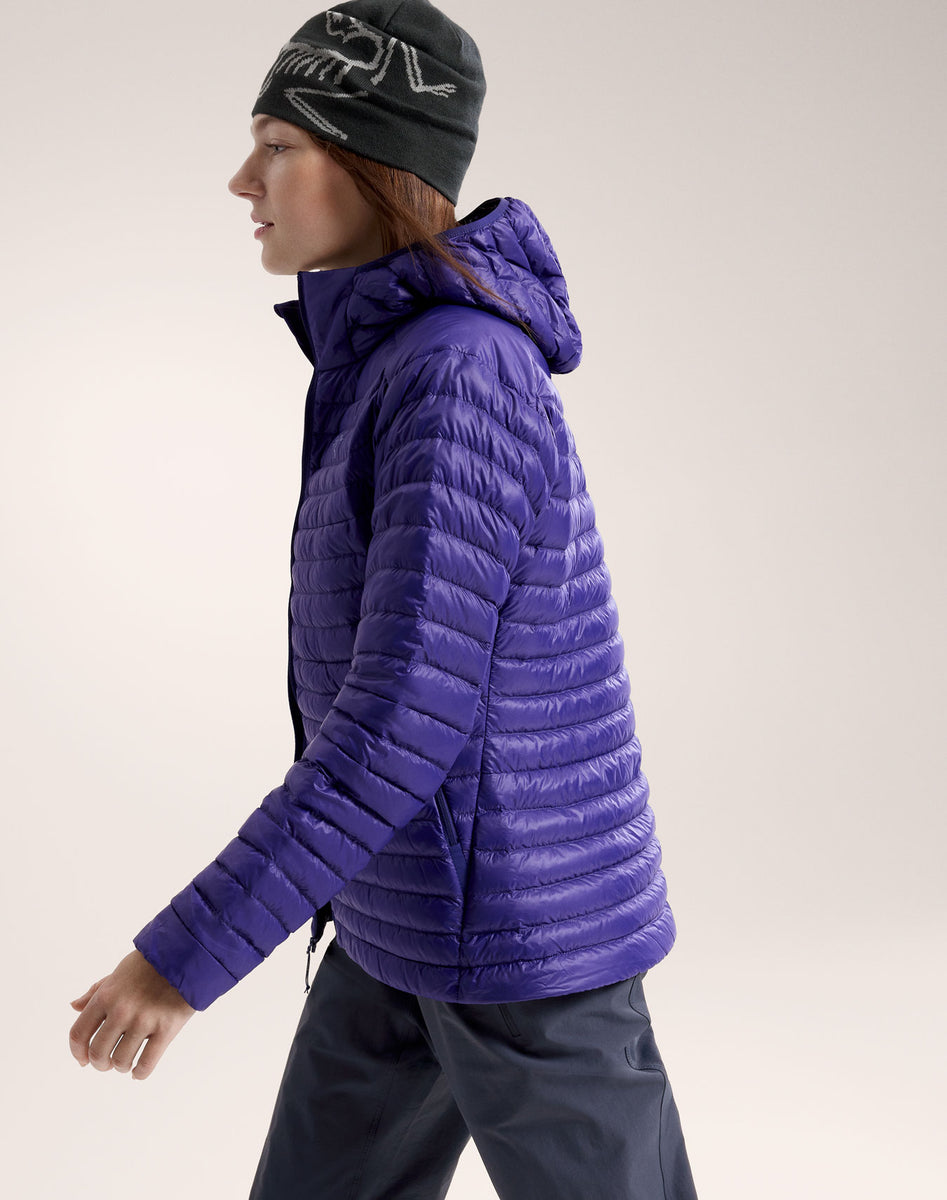 コンパクトで暖かい【ARC'TERYX】セリウム SL フーディ Women's セリウム SL フーディ ウィメンズ – アークテリクス公式