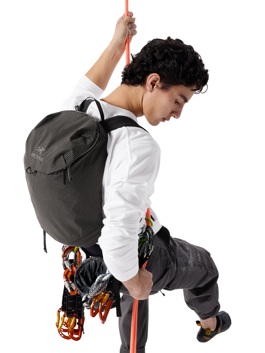 コンシール 15 バックパック – アークテリクス公式オンラインストア