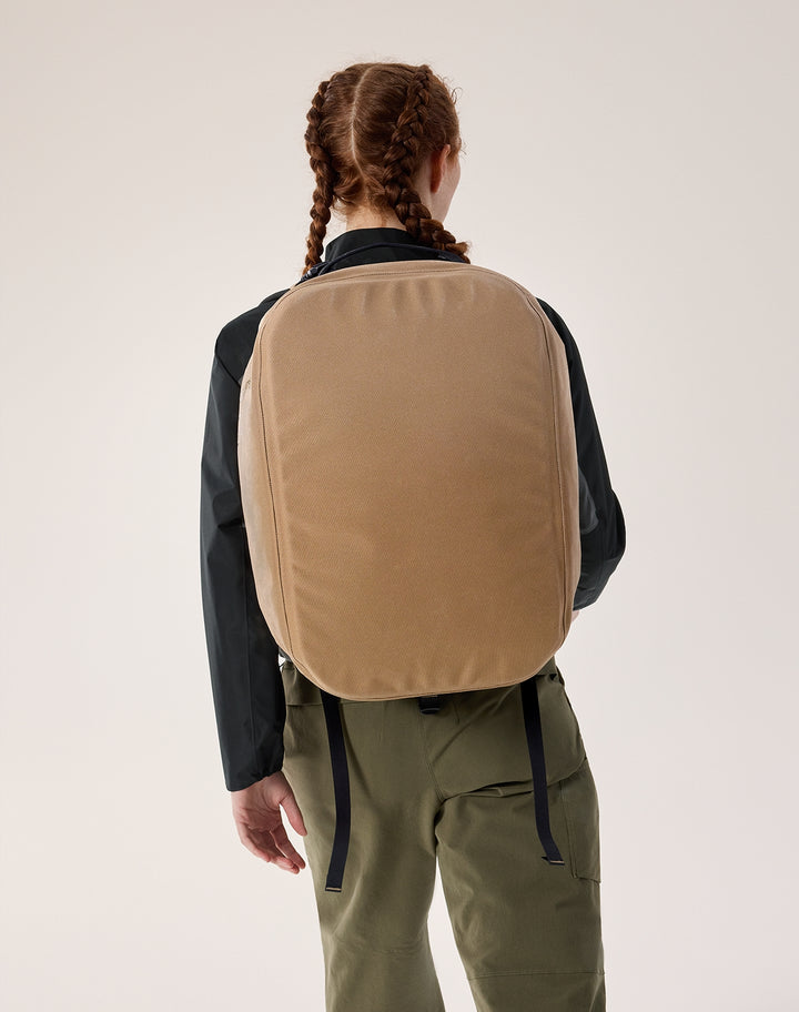 最適なレディース旅行バッグ人気おすすめ｜アークテリクス（ARC'TERYX）