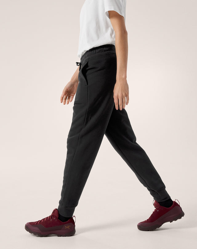 エンブレム フリース ジョガー ウィメンズ