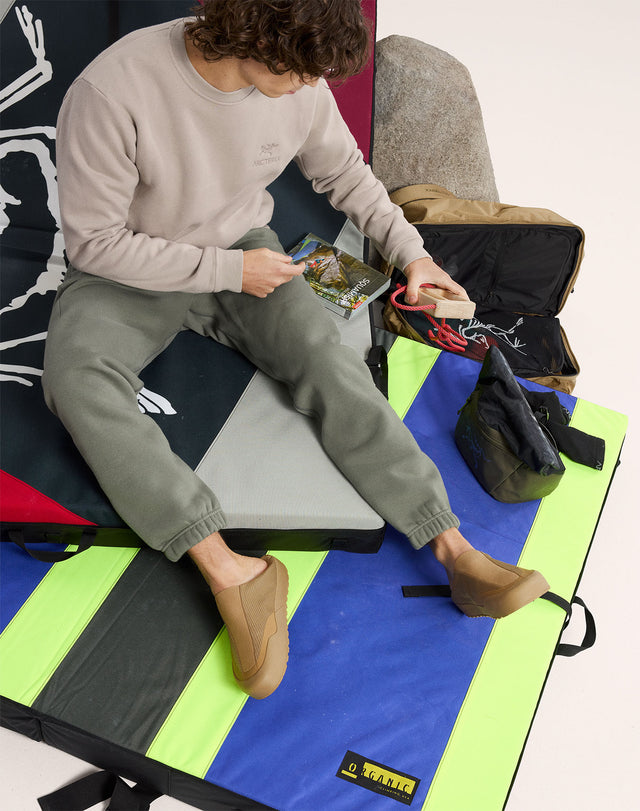 エンブレム フリース ジョガー メンズ