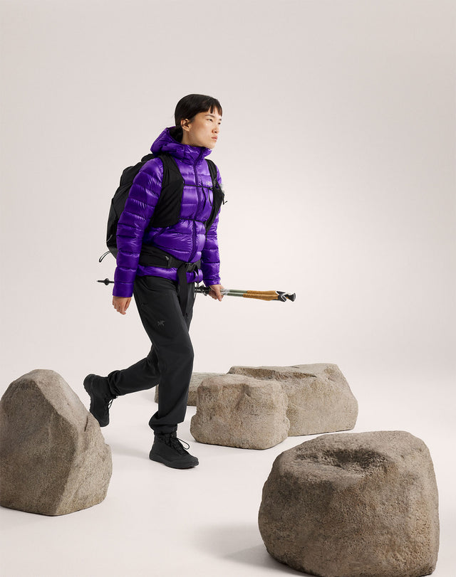 セリウム SV フーディ ウィメンズ