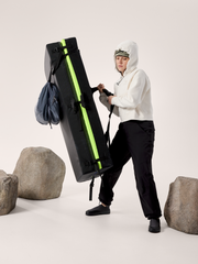 エンブレム フリース フルジップ クロップ フーディ ウィメンズ