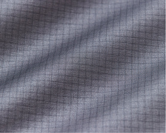 耐摩耗性と透湿性に優れる裏地