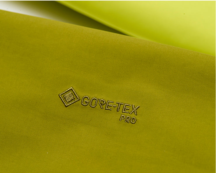 次世代GORE-TEX PRO ファブリクスを採用