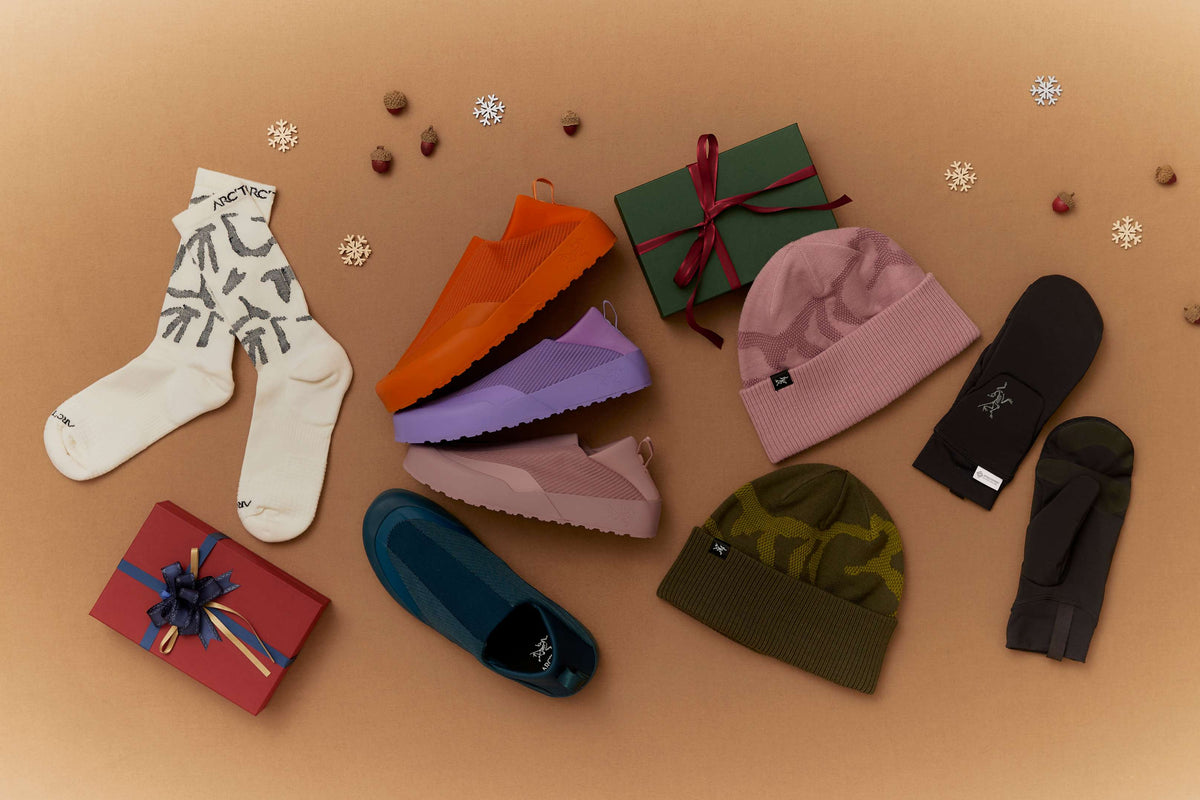 FOOTWEAR & ACCESSORY